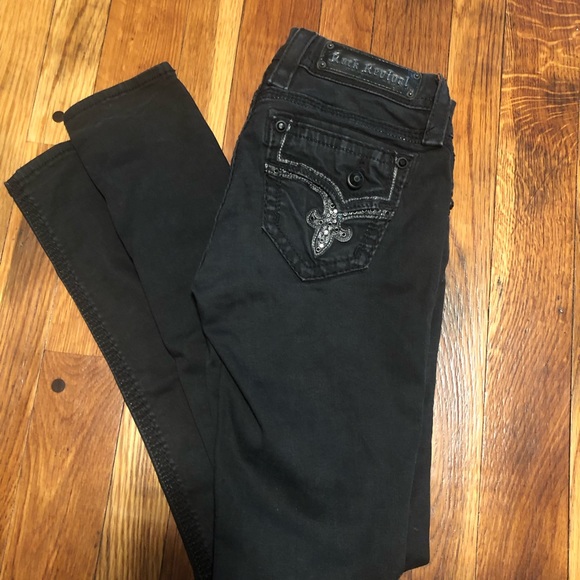 SOLD🚫BRAND NEW ROCK REVIVAL 🌞 - Picture 2 of 3